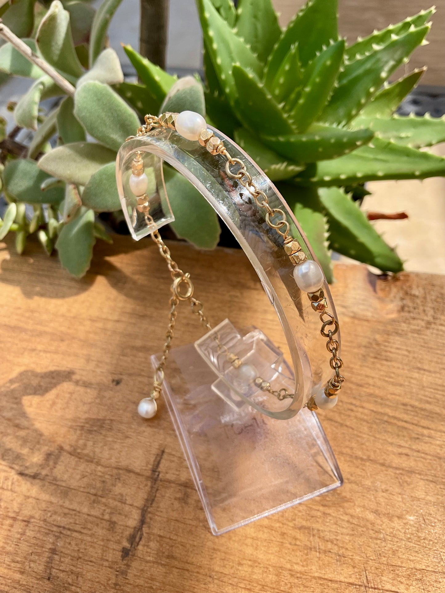 GOLD FRESHWATER PEARL LINK BRACELET