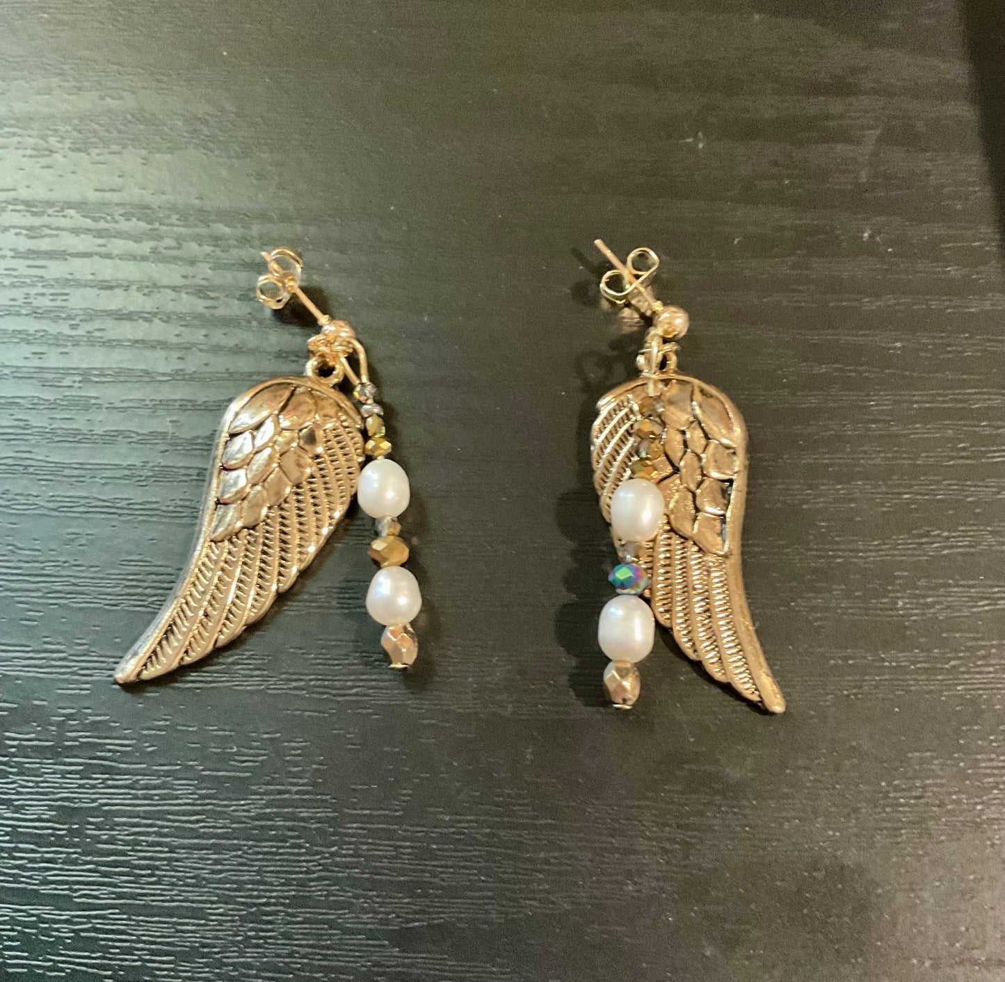 ANGEL EARWINGS WITH PEARLS OF DANGLE