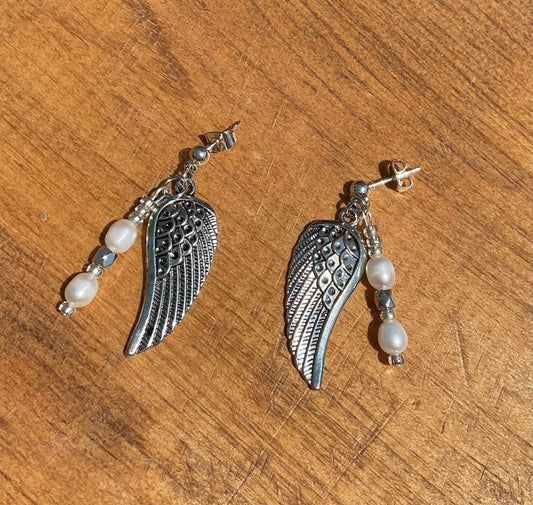 ANGEL EARWINGS WITH PEARLS OF DANGLE